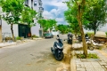 Cần bán Lô Góc Fpt giá chỉ 2tỷ8, khu dân cư đông đúc